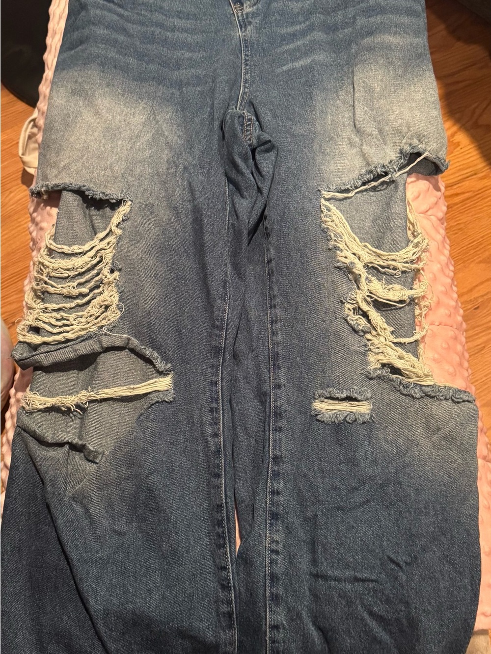 SHEIN Light Blue Ripped Boyfriend Jeans